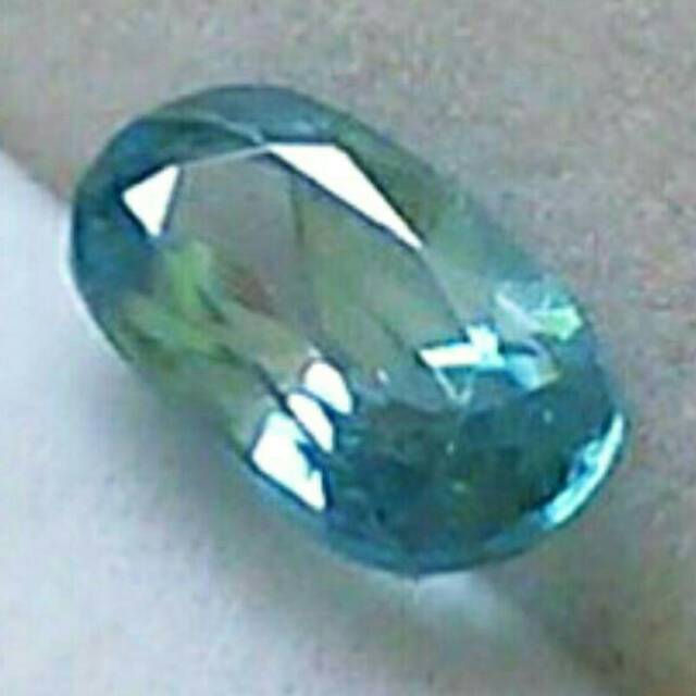 Jual Batu Mulia Intan Matura Natural Blue Zircon Kilau Look Berlian ...