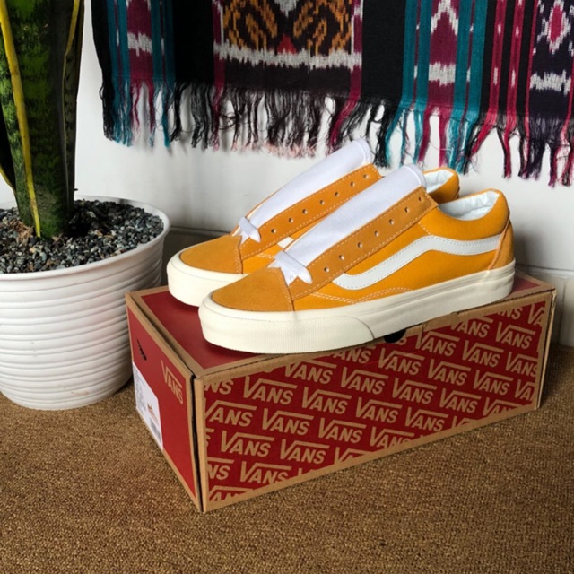 Vans style 36 hot sale retro sunflower