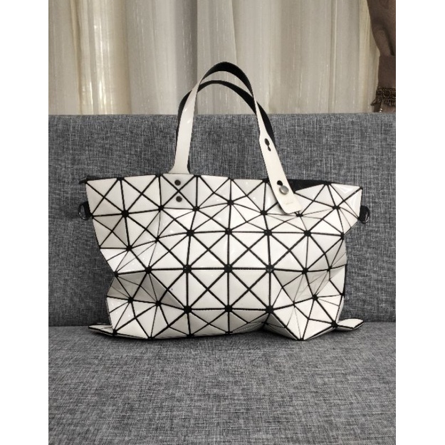 Bao bao discount issey miyake indonesia