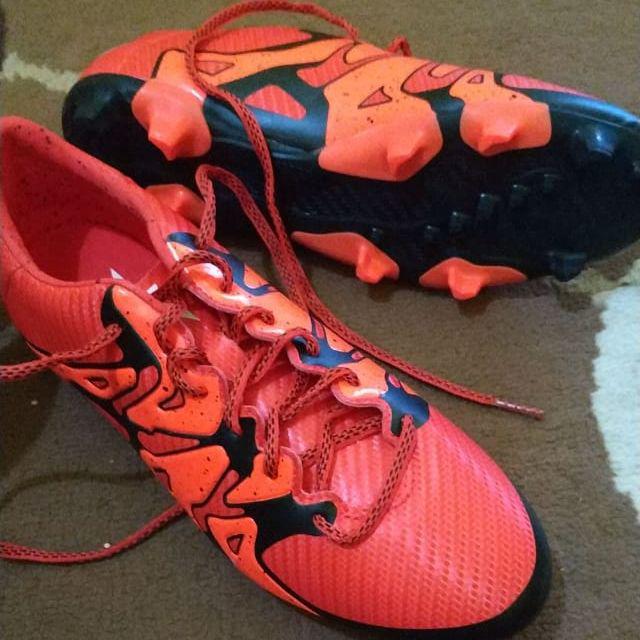 Sepatu bola Adidas X15.3 original