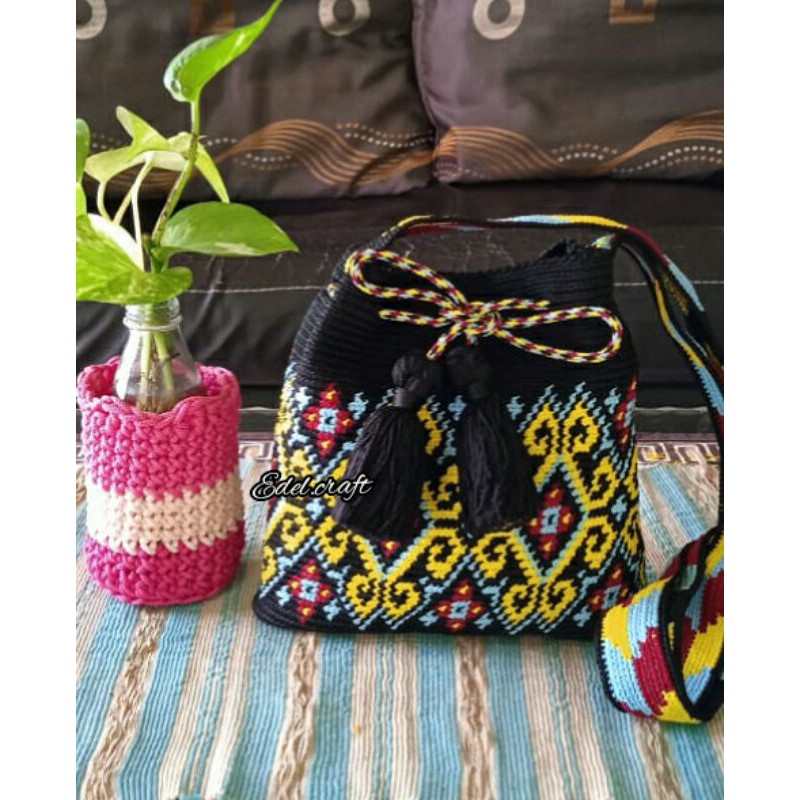 Tas Hape Rajut - crochet cellphone bag LV (Louis Vuitton Tapestry) 
