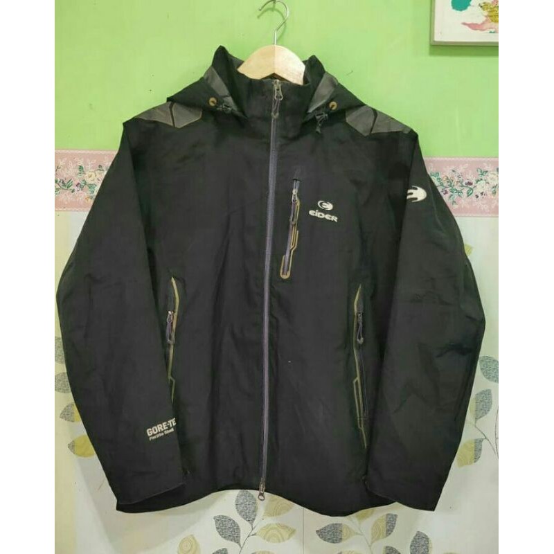 Jaket goretex on sale