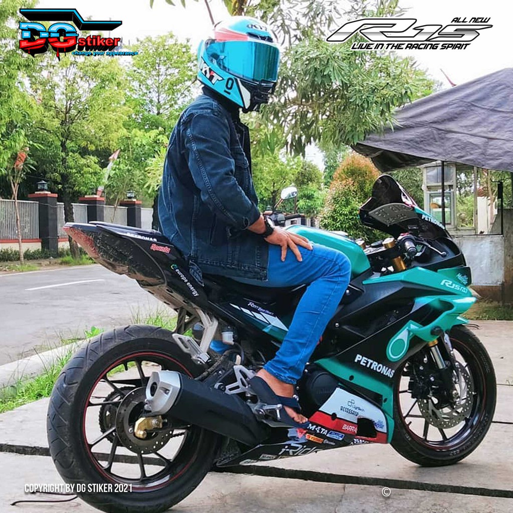 R15 best sale v3 petronas