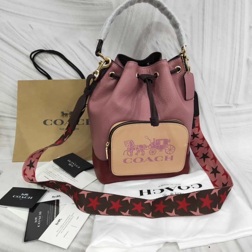 Coach jes discount drawstring bucket bag