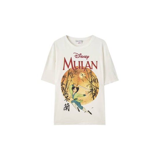 Camiseta mulan pull and bear fashion