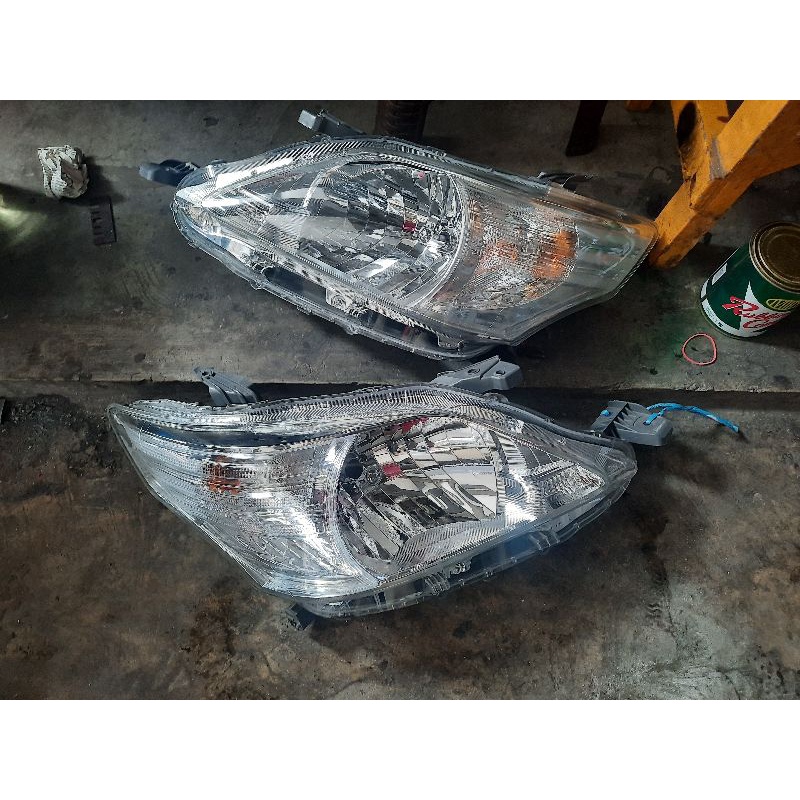 Jual Headlamp lampu depan toyota innova grand ORIGINAL 2011 2012 2013 ...