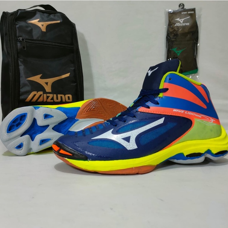 Sepatu mizuno wave lightning clearance z 3