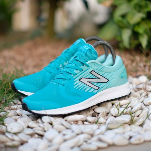 New balance flash on sale rn 2 speed ride