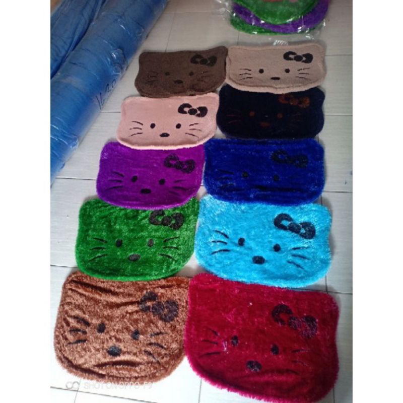 Jual keset bulu rasfur kepala hello kitty/keropy/doraemon | Shopee ...