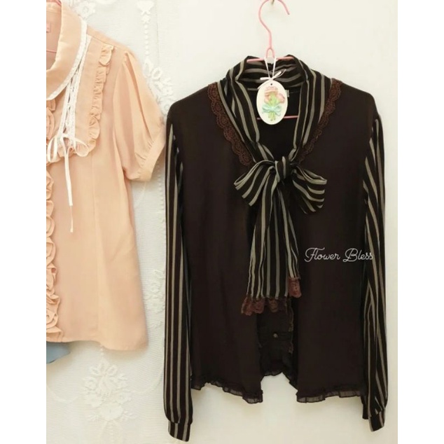Jual SHABBY AXES FEMME RIBBON BLOUSE Shopee Indonesia