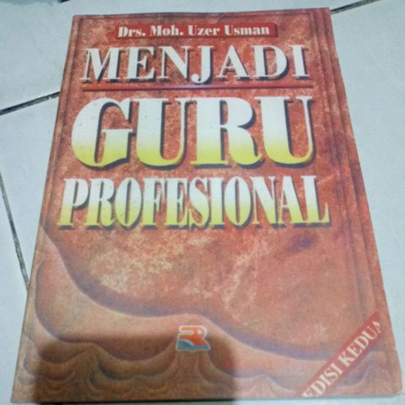 Jual Buku Menjadi Guru Profesional Uzer Usman Original Shopee Indonesia