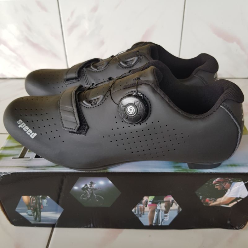 sepatu cleat roadbike