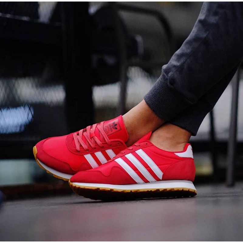 Sepatu sneakers pria Adidas Haven Red