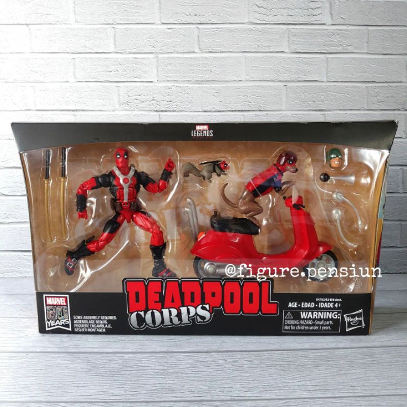 Jual MARVEL LEGENDS SERIES DEADPOOL CORPS SCOOTER VESVA 80 YEARS ...