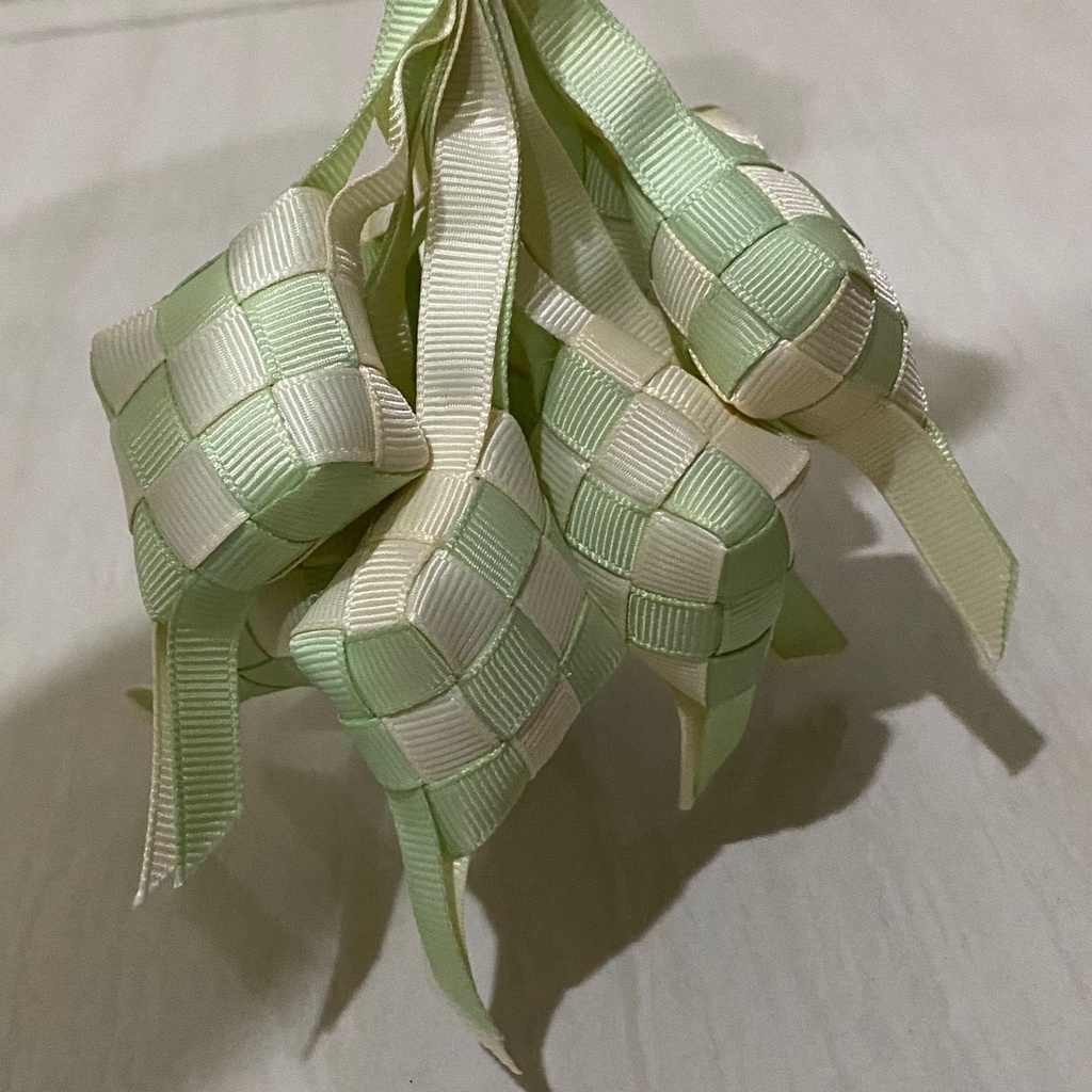 Jual Ketupat Pita Bahan Grosgrain Mix Color Dua Warna Cream Pale Green Ketupat Mini