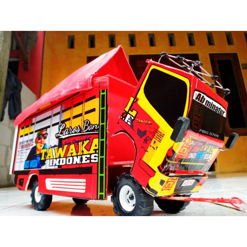 Jual MINIATUR TRUK SEMI DETAIL PALING MURAH | Shopee Indonesia