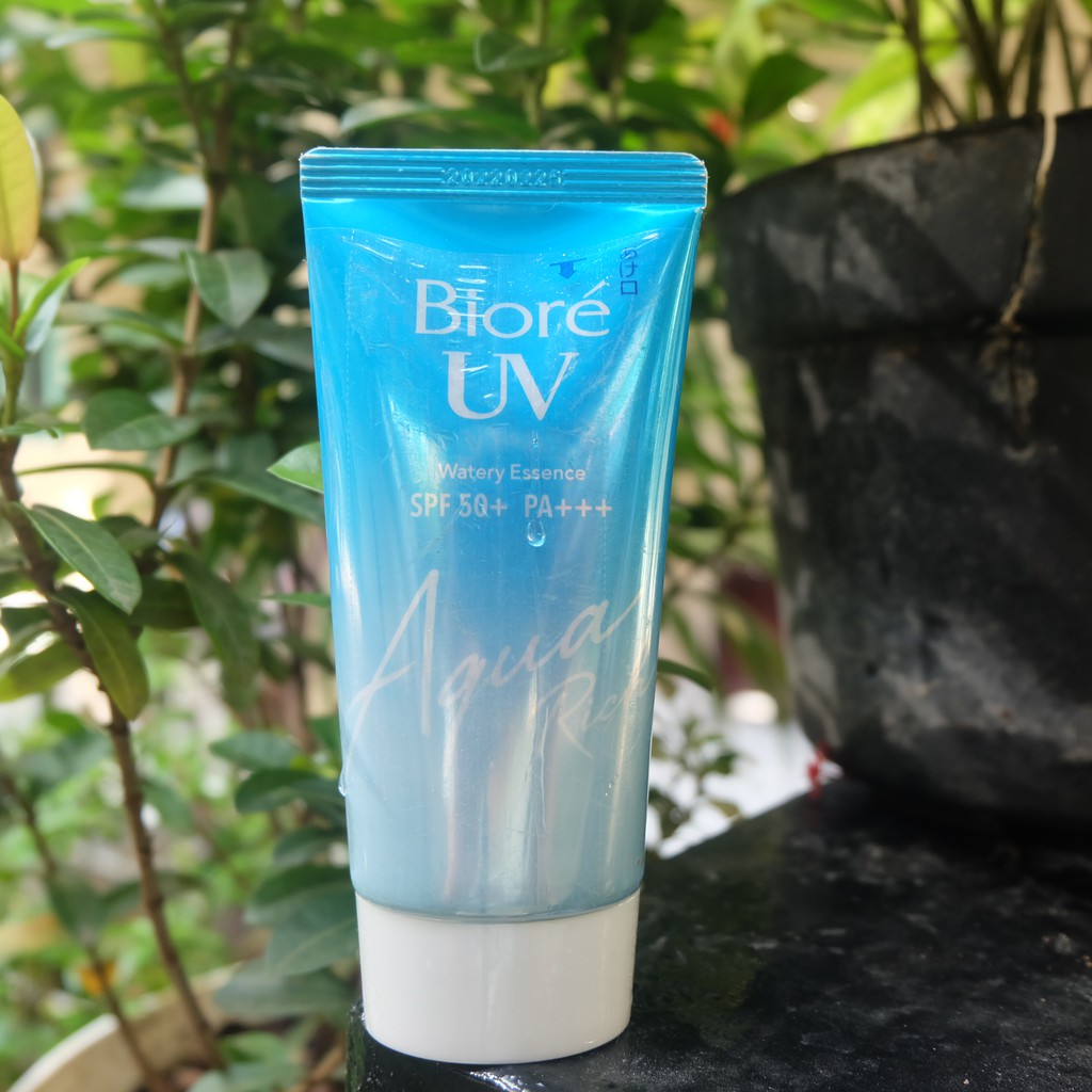 Jual BIORE UV Suncreen Watery Essence Aqua Rich SPF 50+PA 50ml | Shopee ...