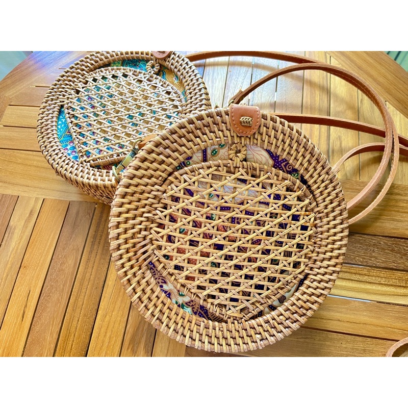 Jual Tas Selempang sling bag Wanita Rotan Ate/ Tas Rotan Gendis Ulir ...