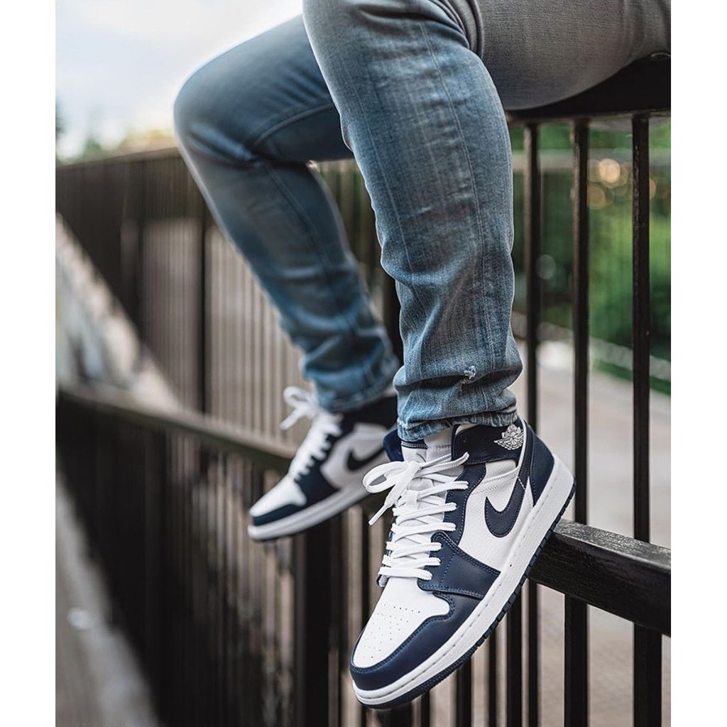 Air jordan 1 deals mid obsidian white gold