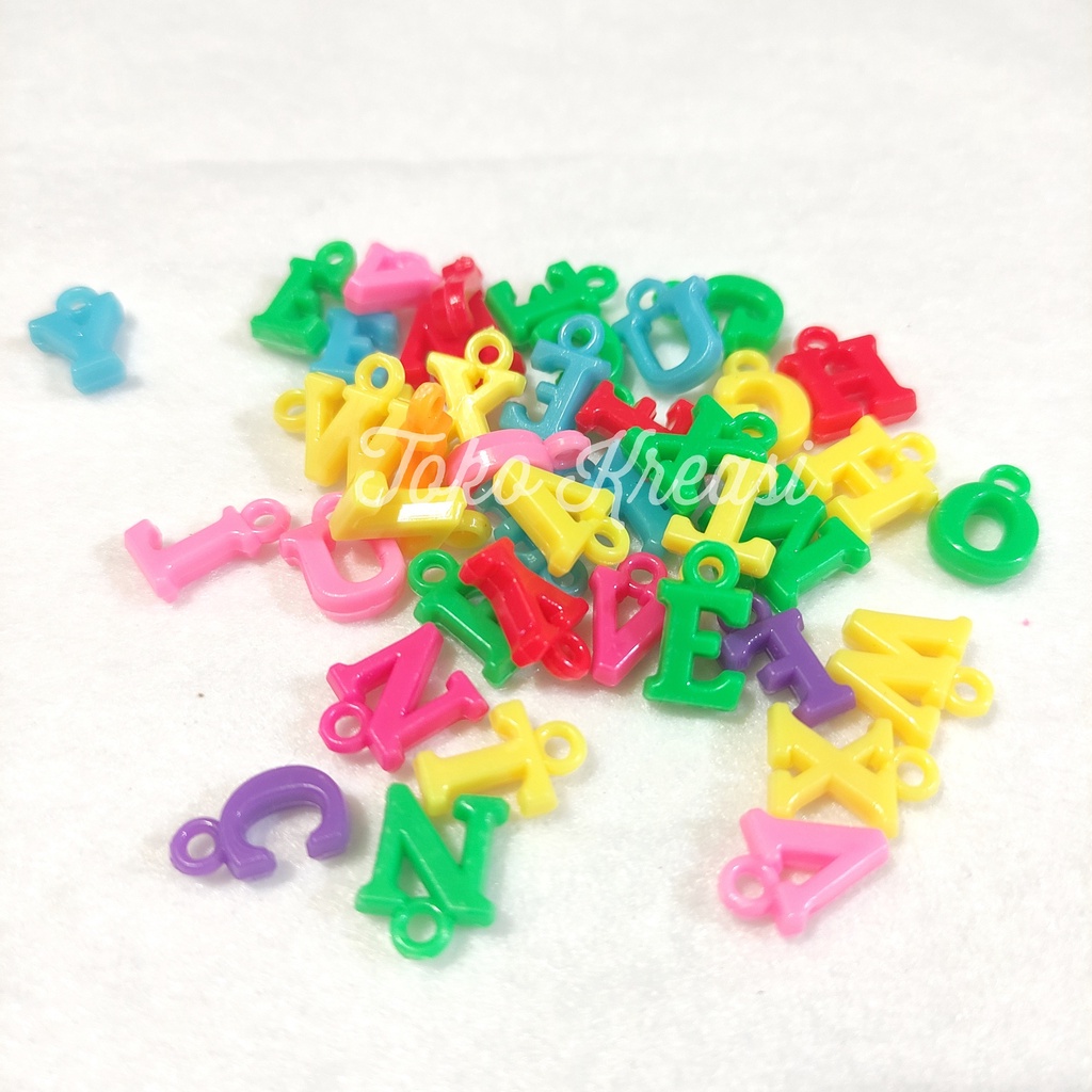 Jual Mote / Manik Ac susu Charm abjad / huruf / alfabet warna pastel ...