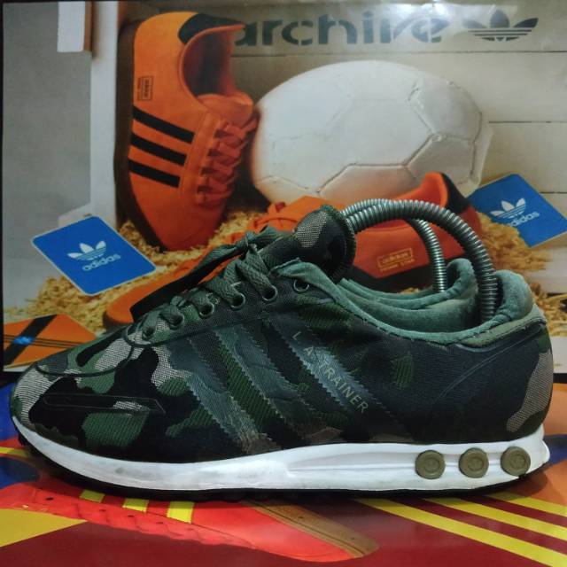 Adidas la trainer camo online