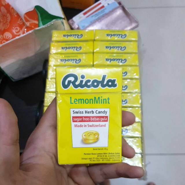 Jual PERMEN RICOLA SWISS HERB CANDY 45GR | Shopee Indonesia