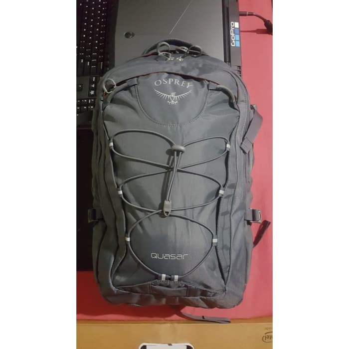 Jual Daypack Osprey Quasar Grey Original | Shopee Indonesia