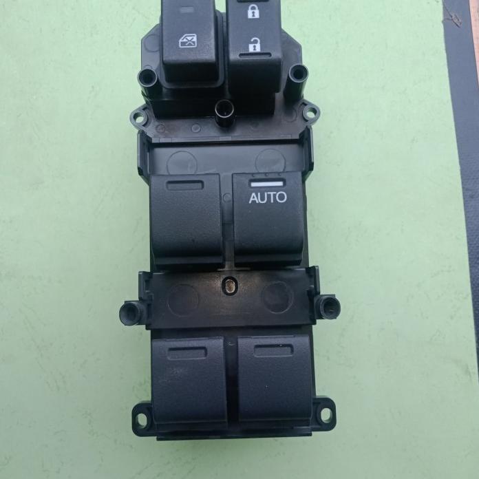 Jual SWITCH SAKLAR POWER WINDOW HONDA HRV PINTU KANAN DEPAN ORIGINAL
