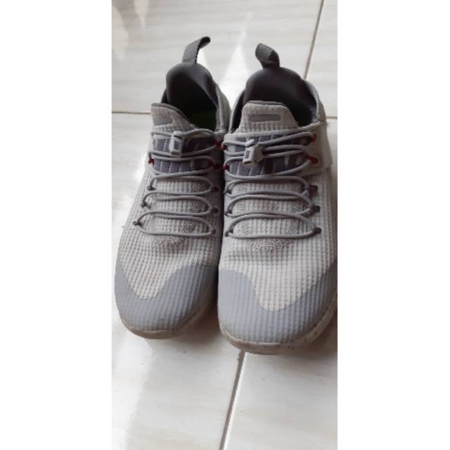 Jual Woman Nike Free Running CMTR 17 Utility Original Minus Pemakaian Sz 7 38 24cm Shopee Indonesia