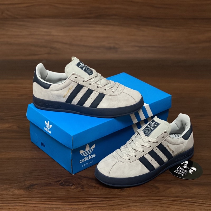 Jual Adidas Broomfield grey navy Shopee Indonesia