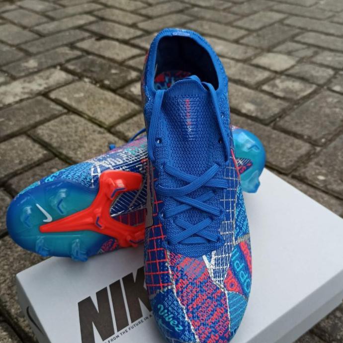 sepatu bola nike vapor 13