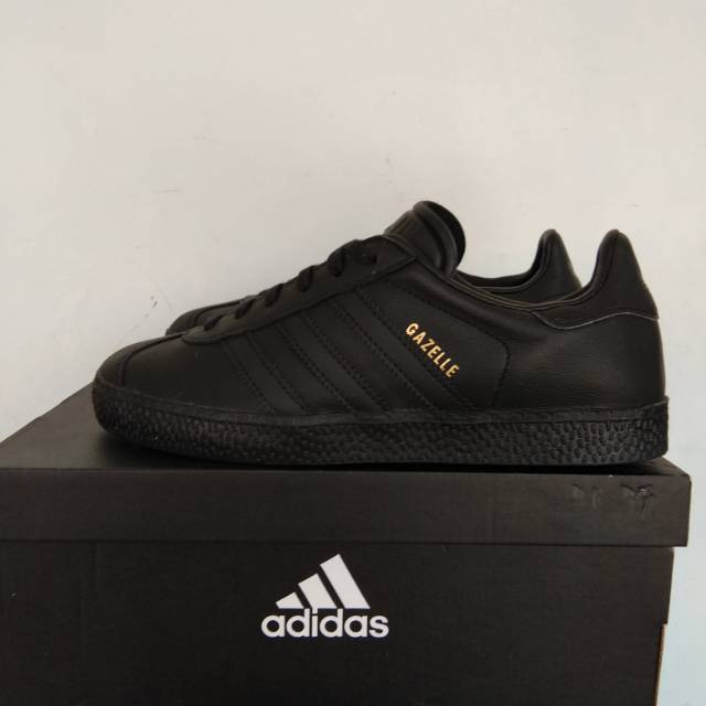 Adidas gazelle 2025 full black