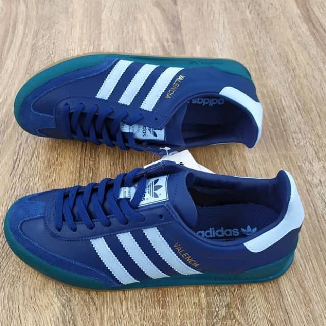 Adidas jeans outlet valencia