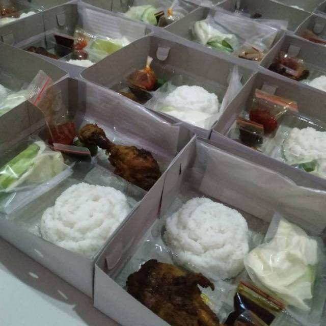 Jual PAKET NASI BOX AYAM BAKAR | Shopee Indonesia