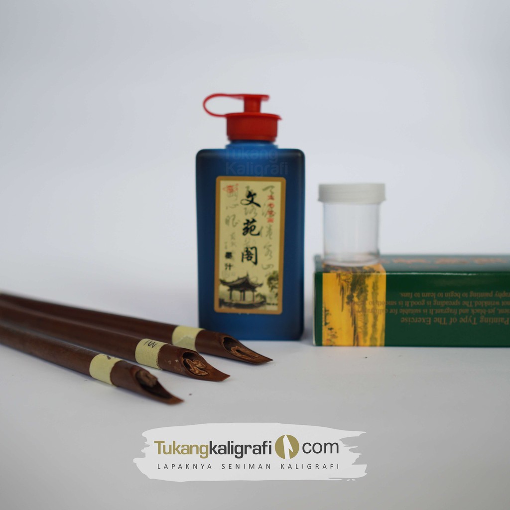 Jual Paket Alat Kaligrafi 4 (tinta+tempat tinta+3kalam) | Shopee Indonesia