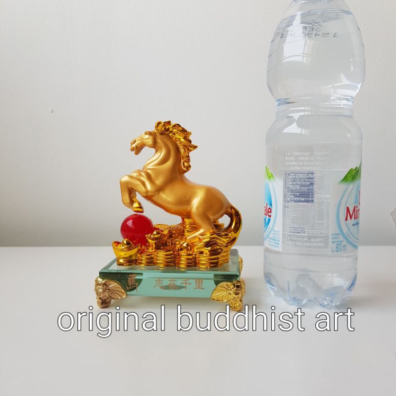 Jual patung shio kuda emas import | Shopee Indonesia