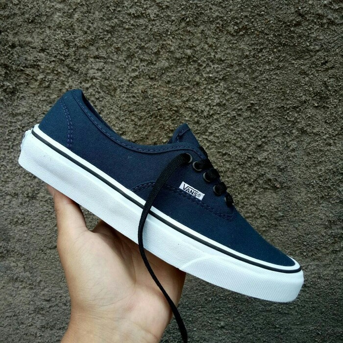 Vans authentic icc hotsell