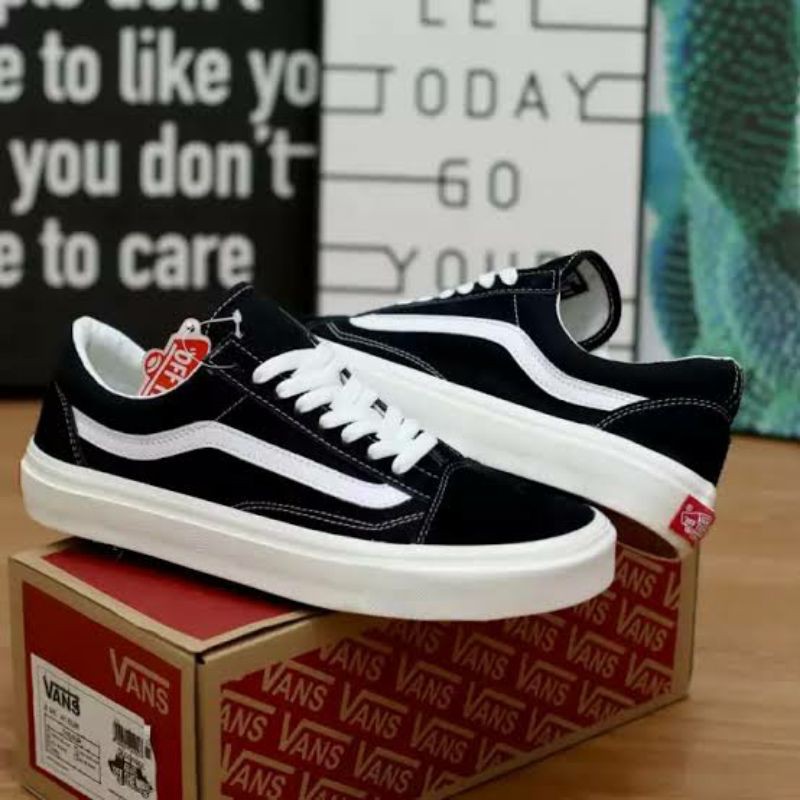 Gambar sepatu outlet vans original