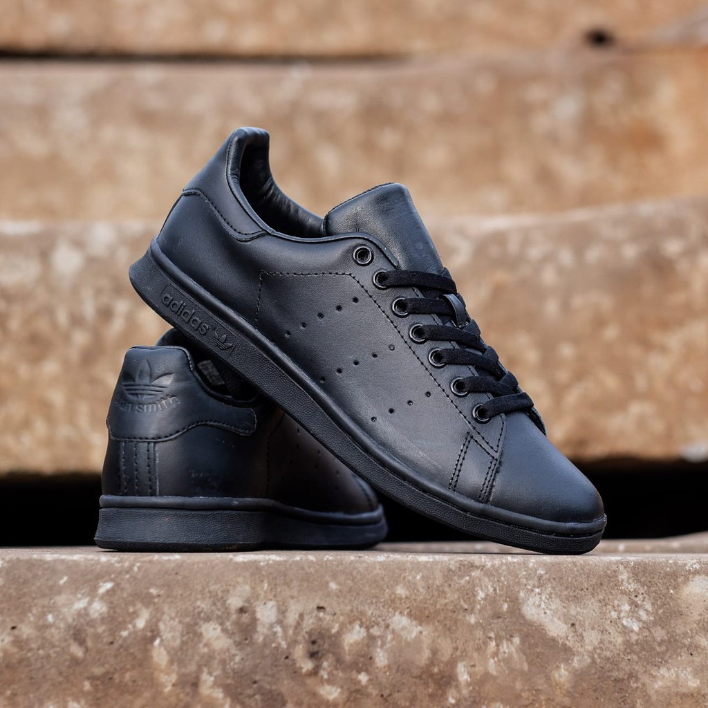 Jual Sepatu Adidas ORIGINAL Stan Smith Full Black Shopee Indonesia