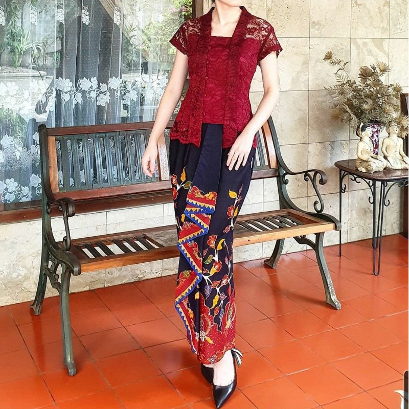 Jual Set maroon kebaya dengan rok | Shopee Indonesia