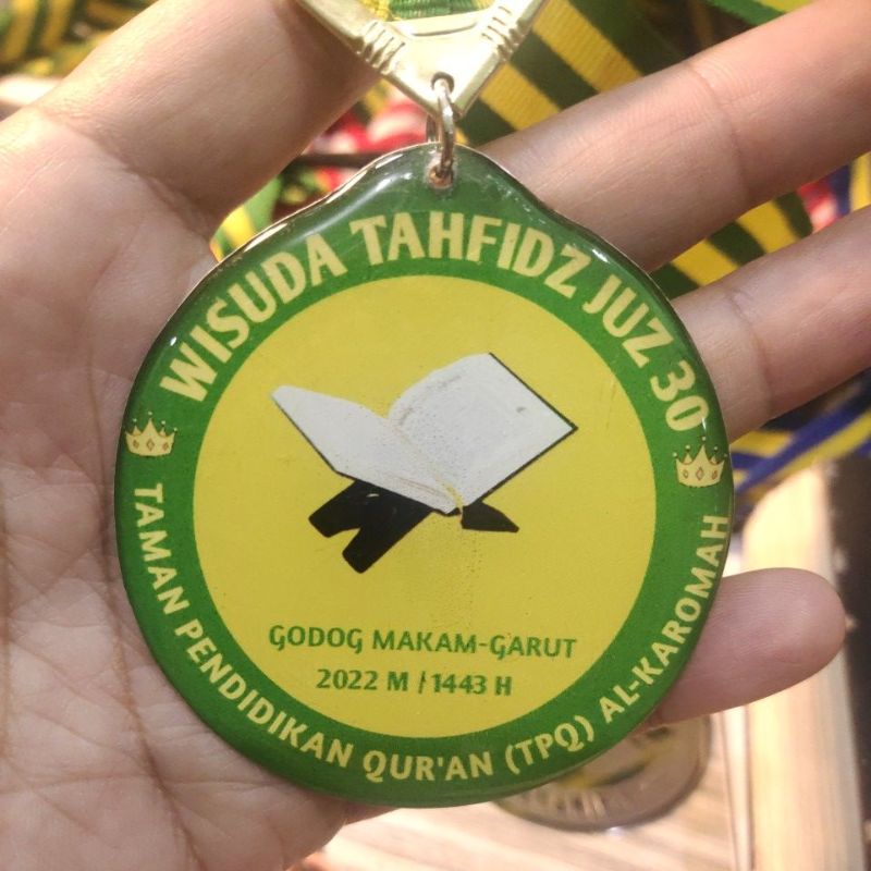 Jual wisuda Tahfidz desain custom | Shopee Indonesia