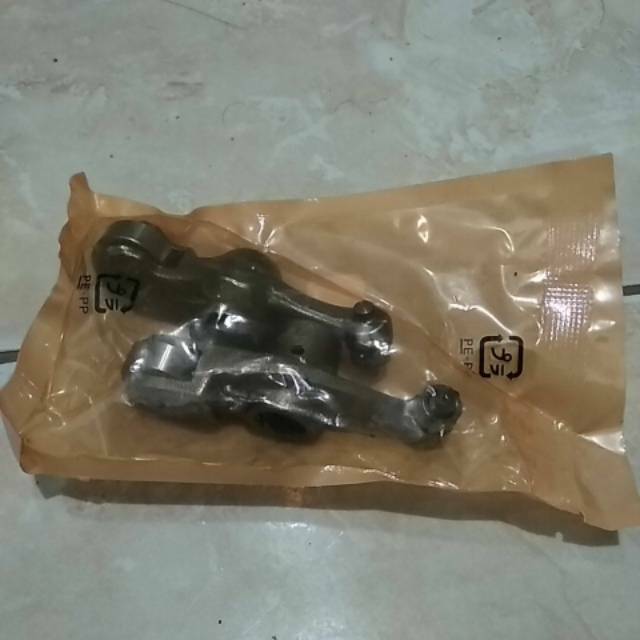 Jual templar pelatuk roller atau rra roller rocker arm tiger atau mesin