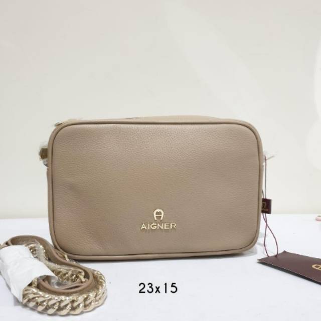 Tas aigner original camera bag fango cream crossbody