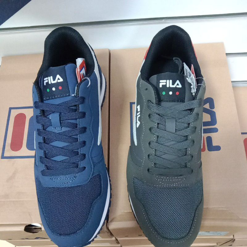 Sepatu best sale sneakers fila