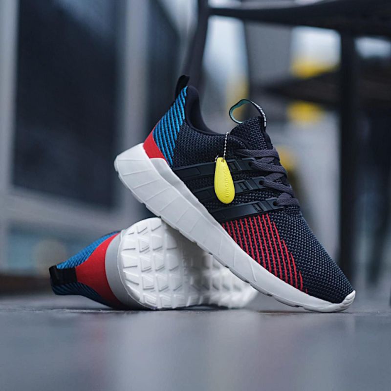 Jual Sepatu Sneakers Adidas Questar Flow Allblack Sepatu Casual Pria Shopee Indonesia