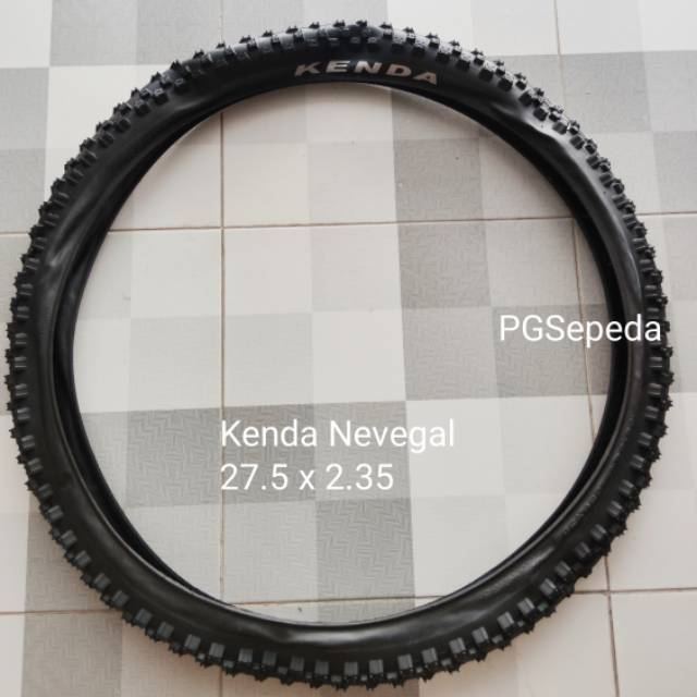 Kenda Nevegal Dh Pneu 26 x 2.5 Stick-E Caoutchouc Avec Bouchon Acier