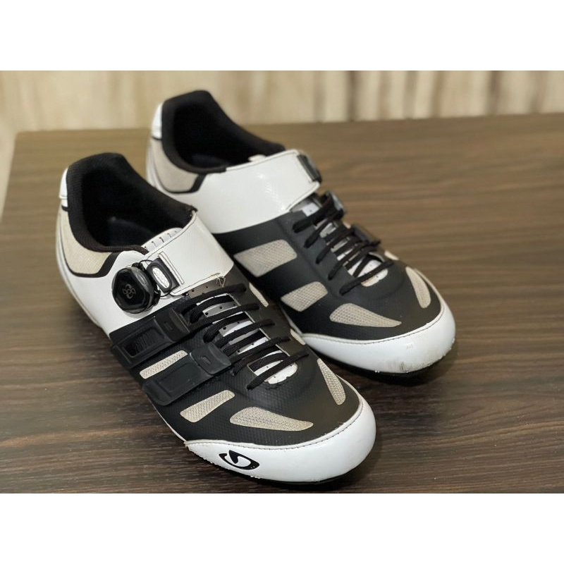 USED SEPATU SEPEDA CLEAT GIRO SENTRIE TECHLACE WHITE NOT FIZIK SHIMANO  SWORKS