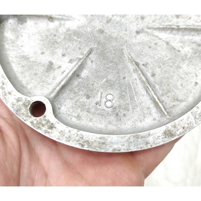 Jual cover tutup kalter bak magnet magnit honda C90 S90 S90Z CL90 CT90 ...