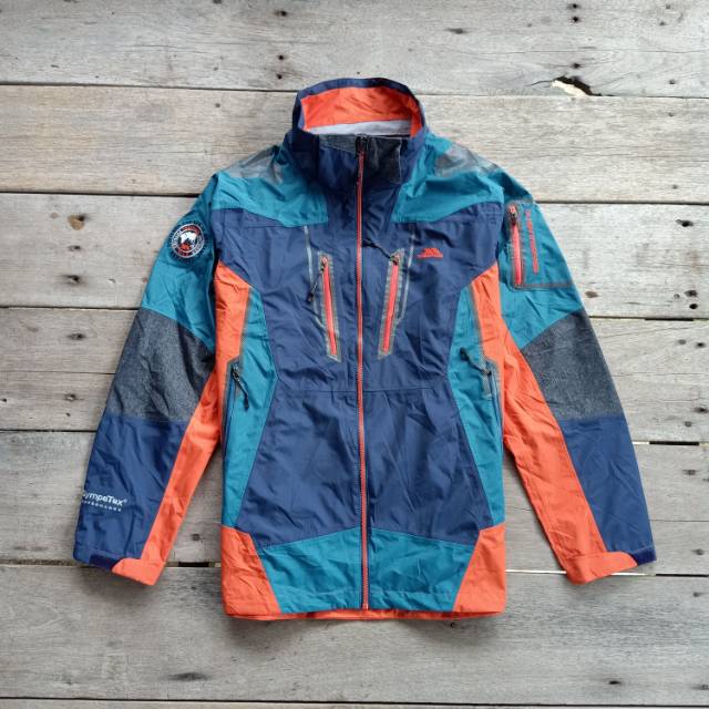 Jaket Trespass