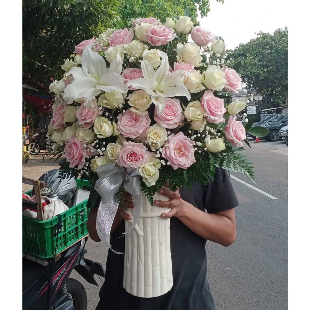 Jual RANGKAIAN BUNGA SEGAR | BUNGA SEGAR VAS | BUNGA MAWAR SEGAR